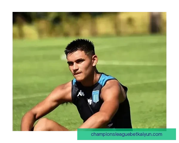 楚阿梅尼在新赛季中场表现稳健，逐渐成为全球中场新星之一